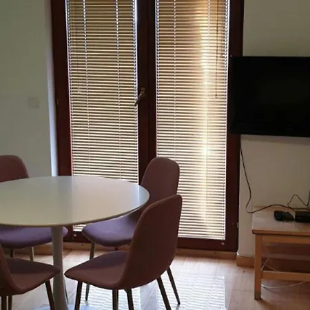 Zeleni Apartamento